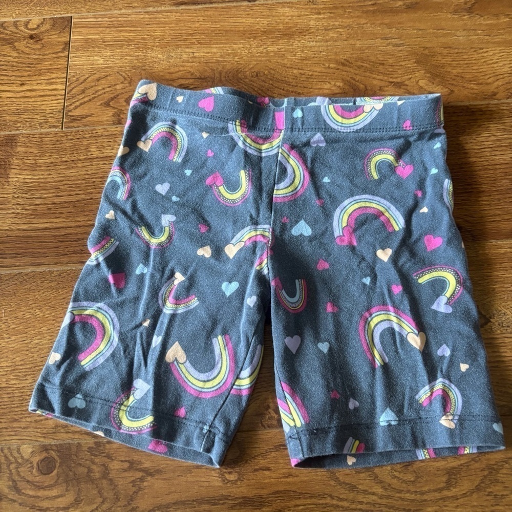 Wonder Nation Rainbow bike Shorts in size M